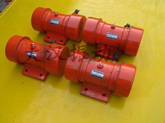 YZS振動電機(jī):激振能力強(qiáng)，拆卸方便。